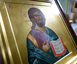 В храме совершено таинство Елеосвящения