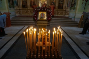 Совершена лития по погибшим при стрельбе в школе в Казани
