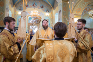 Митрополит Игнатий возглавил Всенощное бдение в канун Недели 3-й по Пятидесятнице