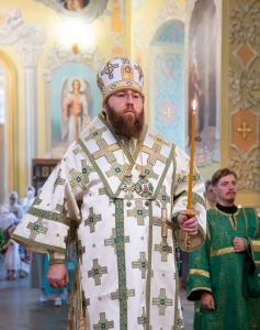 Митрополит Игнатий совершил Всенощное бдение в Покровском соборе