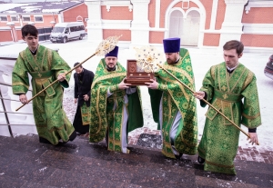 Неделя 28-я по Пятидесятнице. Принесение в Покровский собор частицы мощей святителя Спиридона Тримифунтского