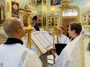 Канун празднования в честь Владимирской иконы Божией Матери