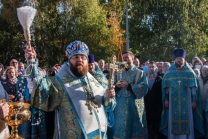 Богослужения в престольный праздник возглавит митрополит Игнатий