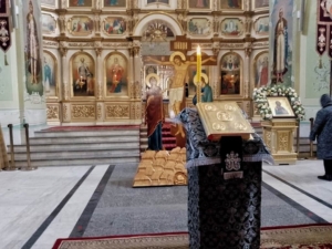 Вечернее богослужение с чинопоследованием Пассии