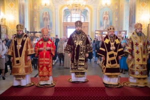 Соборное архиерейское богослужение в Неделю 14-ю по Пятидесятнице