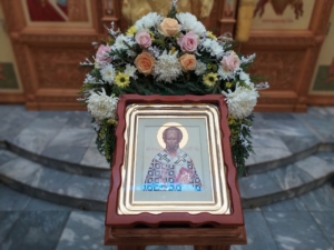 Всенощное бдение в храме святителя и чудотворца Николая на Елшанском кладбище