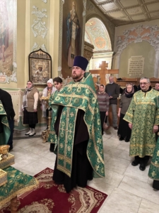 Канун дня памяти святого праведного Иоанна Кронштадтского