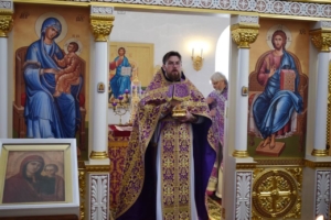 Настоятель собора совершил Божественную литургию в храме Сорока́  мучеников Севастийских