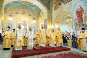 Совершено соборное архиерейское богослужение