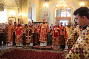В день празднования Собора Саратовских святых совершено соборное архиерейское богослужение