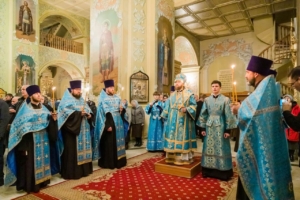 Канун праздника Введения во храм Пресвятой Богородицы