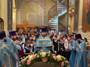Праздник Введения во храм Пресвятой Богородицы