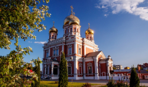 В приходской хор собора приглашаются все желающие познакомиться с церковным пением