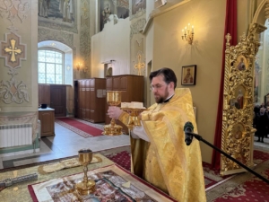 Неделя сыропустная, воспоминание Адамова изгнания