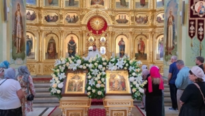 Ранняя Литургия в Неделю 7-ю по Пасхе