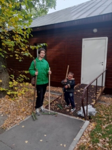 Субботник в лагере "Солнечный"