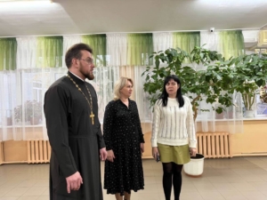Настоятель Покровского собора г. Саратова встретился с руководителем Центра социальной помощи семье и детям