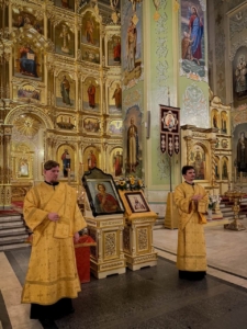 Встреча ковчега с частицей мощей великомученика и целителя Пантелеимона