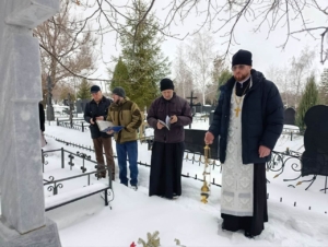 Панихида на Елшанском кладбище