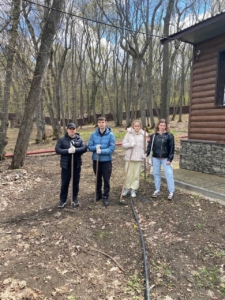 Субботник в лагере "Солнечный"